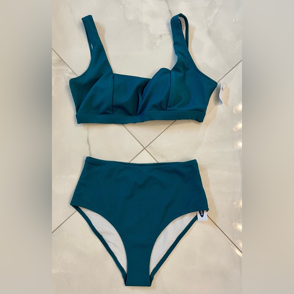 NWT Old Navy 2 piece Swimsuit